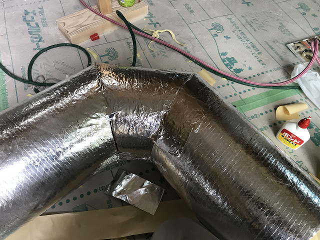 太陽の熱を建物に取り入れる「そよ風」設置イメージ